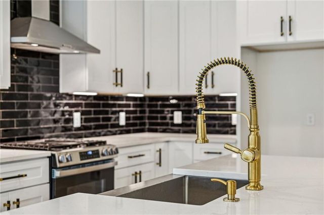 651 Chestnut Hill SW Road, Marietta, GA 30064