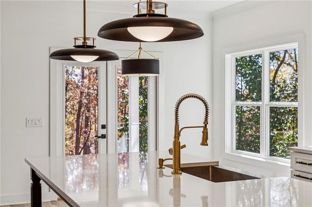 651 Chestnut Hill SW Road, Marietta, GA 30064