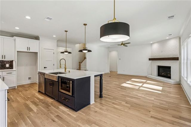 651 Chestnut Hill SW Road, Marietta, GA 30064