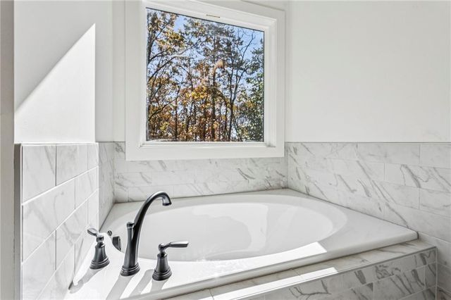 651 Chestnut Hill SW Road, Marietta, GA 30064