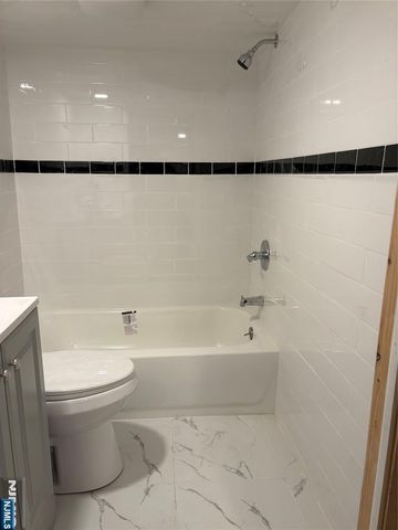 440 Preakness Avenue, Paterson, NJ 07502