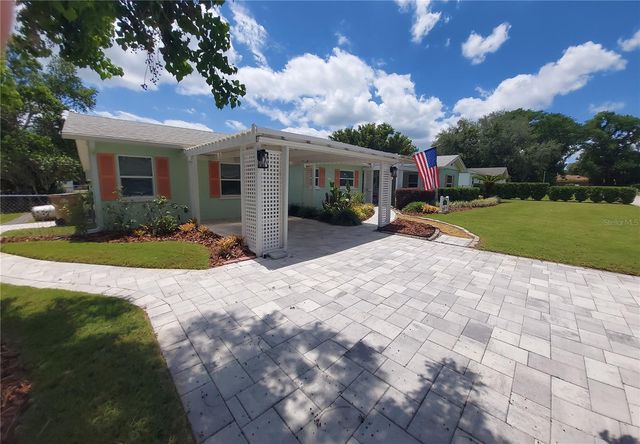 2136 SYLVAN POINT DRIVE, Mount Dora, FL 32757