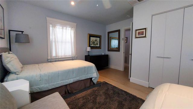 2136 SYLVAN POINT DRIVE, Mount Dora, FL 32757