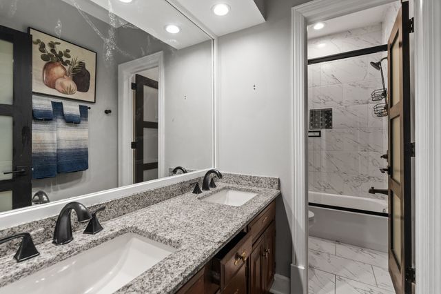 2119 Shannon Dr, Murfreesboro, TN 37129