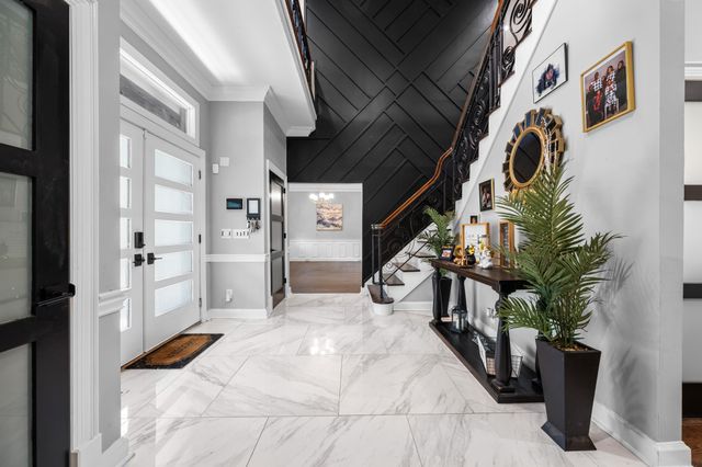 2119 Shannon Dr, Murfreesboro, TN 37129