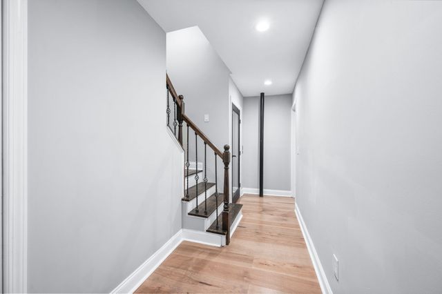 2119 Shannon Dr, Murfreesboro, TN 37129