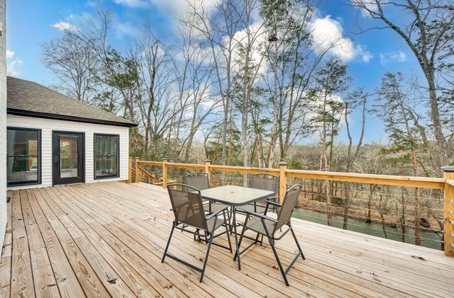 2119 Shannon Dr, Murfreesboro, TN 37129