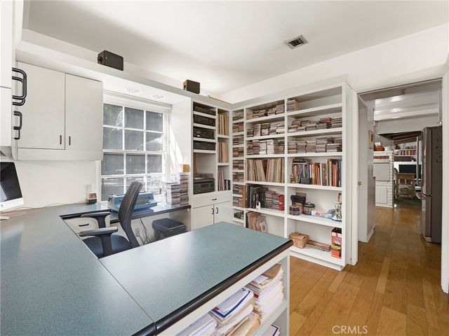 5053 Aldea Avenue, Encino, CA 91316