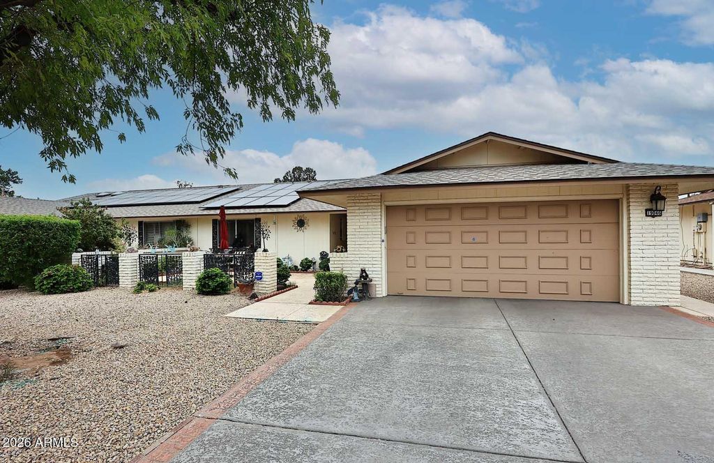 19046 N Lakeforest Drive, Sun City, AZ 85373 — exterior