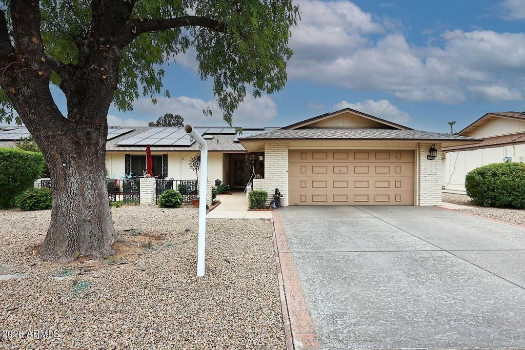 19046 N Lakeforest Drive, Sun City, AZ 85373 — photo 4