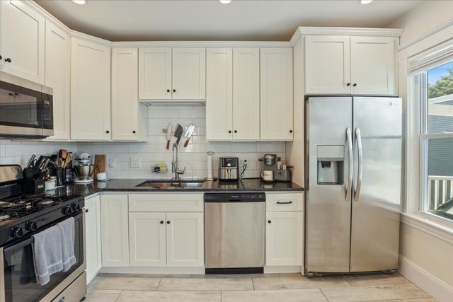 461 Ashmont 3, Boston, MA 02122
