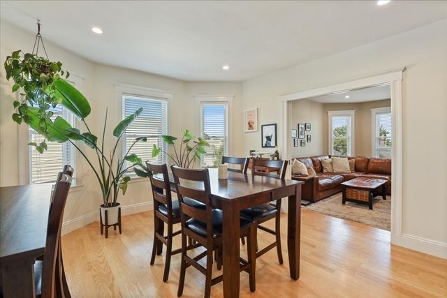 461 Ashmont 3, Boston, MA 02122