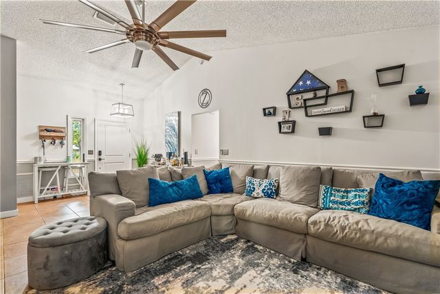 2146 79th Court, Vero Beach, FL 32966