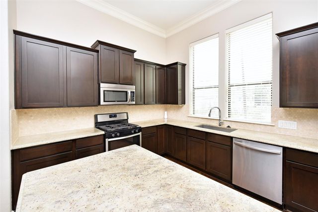 1100 Lakin Street, Houston, TX 77007