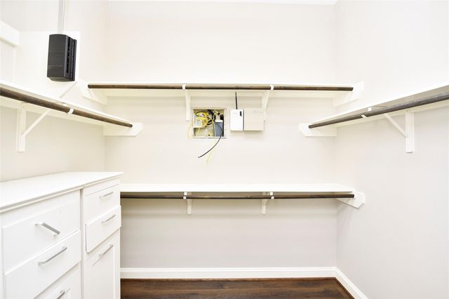 1100 Lakin Street, Houston, TX 77007