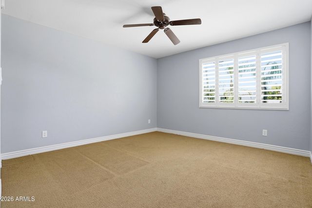 4554 E MICHELLE Drive, Phoenix, AZ 85032