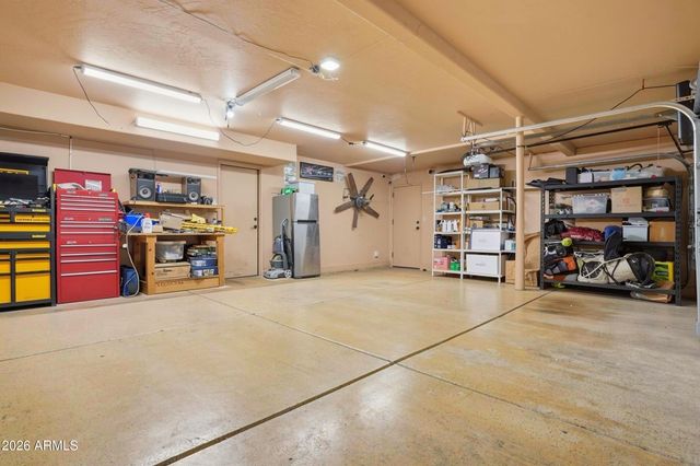 4554 E MICHELLE Drive, Phoenix, AZ 85032