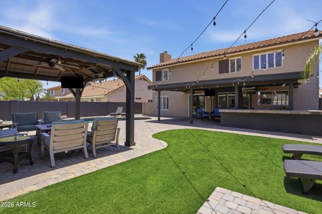 4554 E MICHELLE Drive, Phoenix, AZ 85032