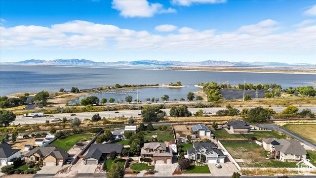 40 S 500 W, Willard, UT 84340