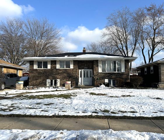 8027 Kooy Drive, Munster, IN 46321