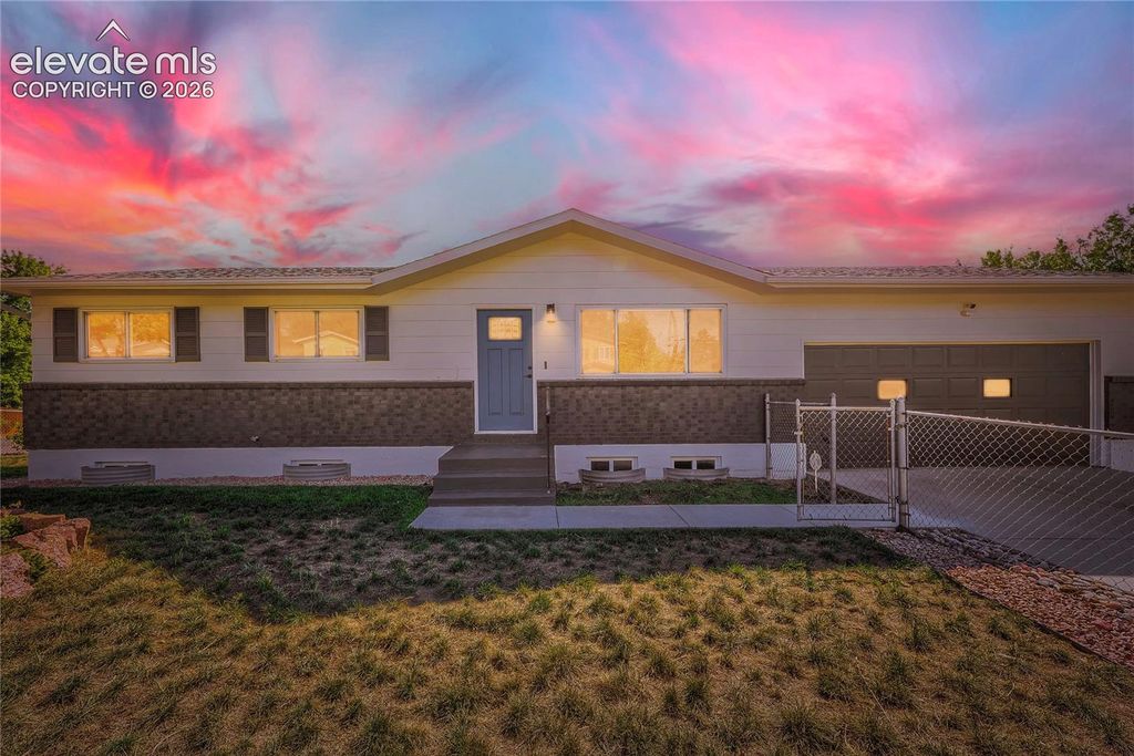 2809 Fremont Drive, Colorado Springs, CO 80910 — photo 4
