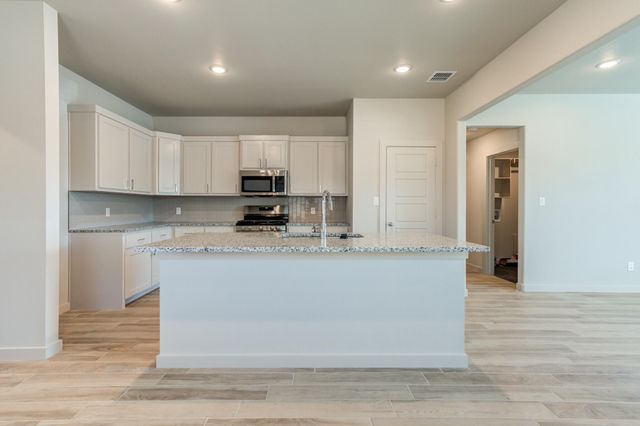 7030 25th Street, Lubbock, TX 79407