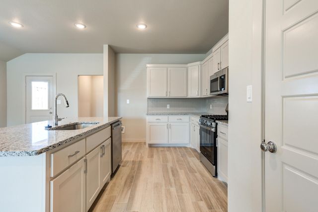 7030 25th Street, Lubbock, TX 79407