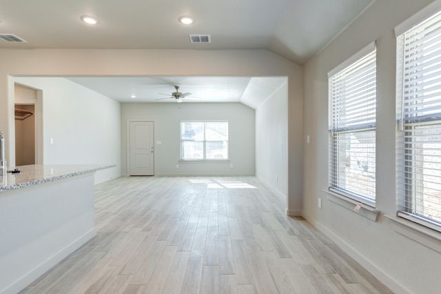 7030 25th Street, Lubbock, TX 79407