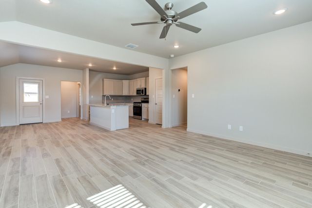 7030 25th Street, Lubbock, TX 79407