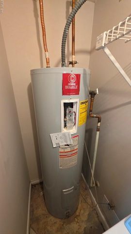 444 Abbotsleigh CT, Virginia Beach, VA 23452