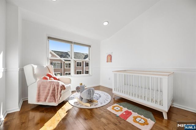 373 Kingston Court 373, West New York, NJ 07093