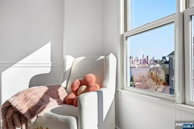 373 Kingston Court 373, West New York, NJ 07093