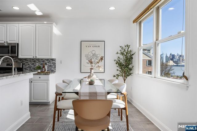 373 Kingston Court 373, West New York, NJ 07093