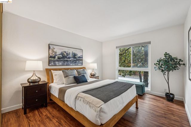 651 Oakland Ave 1F, Oakland, CA 94611