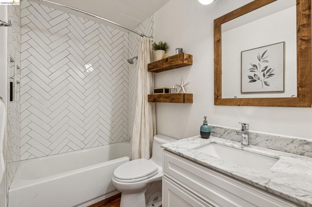 651 Oakland Ave 1F, Oakland, CA 94611