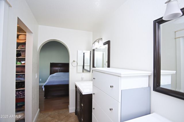 1317 E SAN ANGELO Avenue, Gilbert, AZ 85234