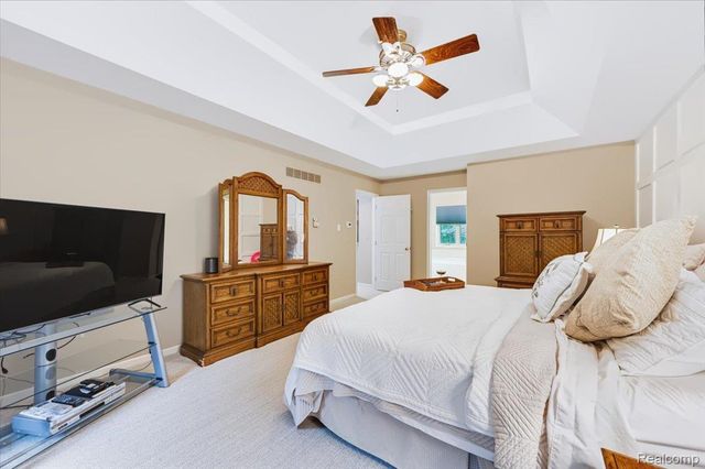 8818 Morning Mist Drive, Independence Charter Township, MI 48348