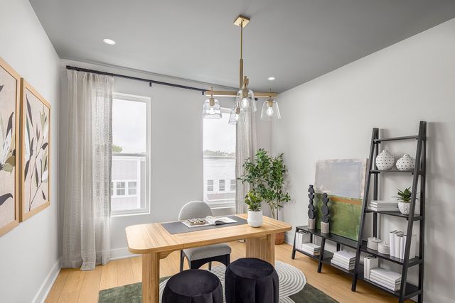 824 42nd Ave, N, Nashville, TN 37209