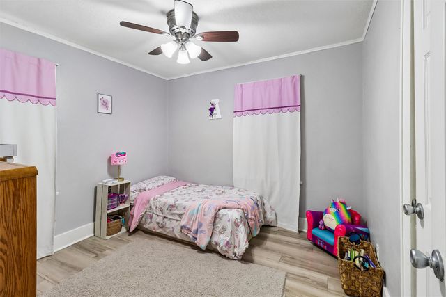 704 E Euclid Avenue, Des Moines, IA 50316