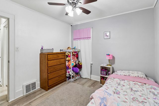 704 E Euclid Avenue, Des Moines, IA 50316