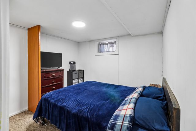 704 E Euclid Avenue, Des Moines, IA 50316