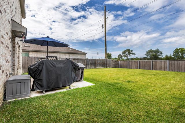 28906 Texas Plains Drive, Hockley, TX 77447