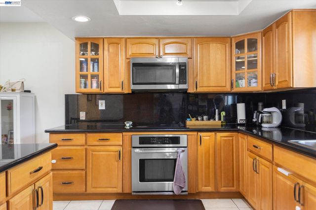 37946 Bright Cmn, Fremont, CA 94536