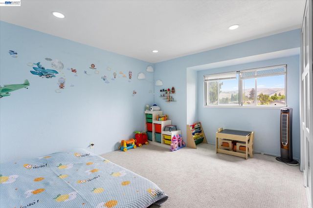 37946 Bright Cmn, Fremont, CA 94536