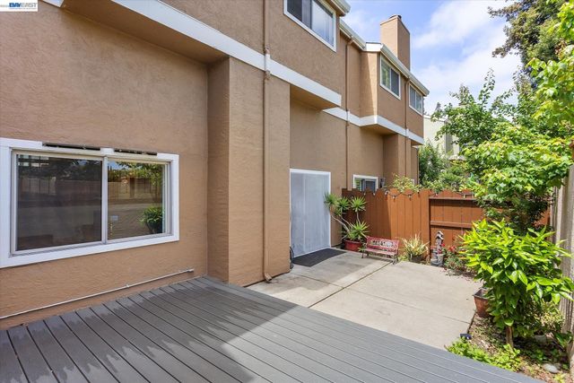 37946 Bright Cmn, Fremont, CA 94536
