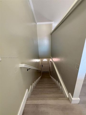 3375 W 76th St 211, Hialeah, FL 33018