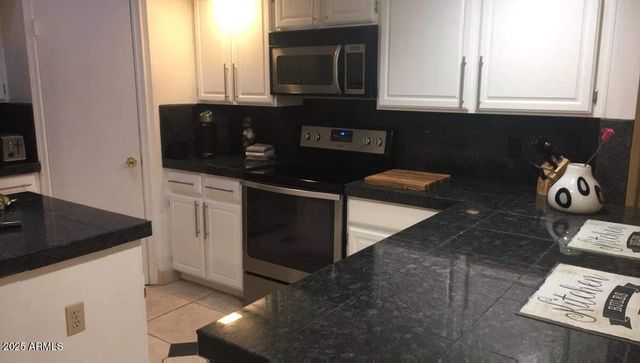 10413 N 45TH Place, Phoenix, AZ 85028