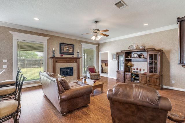 3901 Bonita Court, Granbury, TX 76049