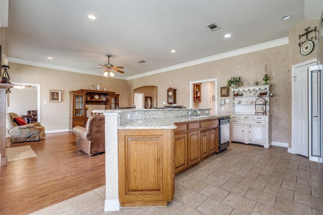 3901 Bonita Court, Granbury, TX 76049