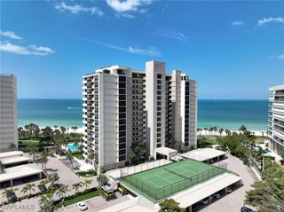 10951 Gulf Shore DR 905, Naples, FL 34108
